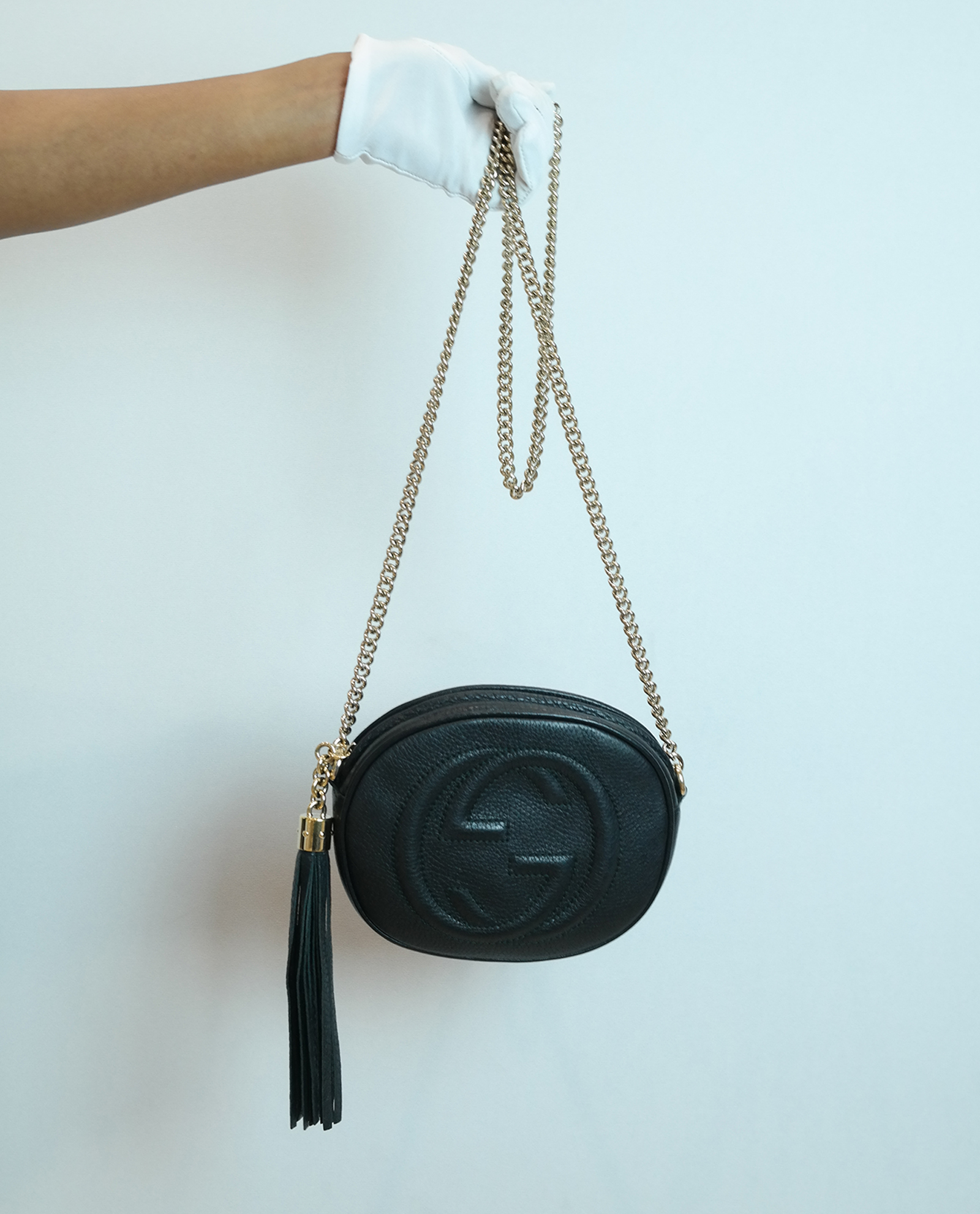 Gucci soho sling online bag original